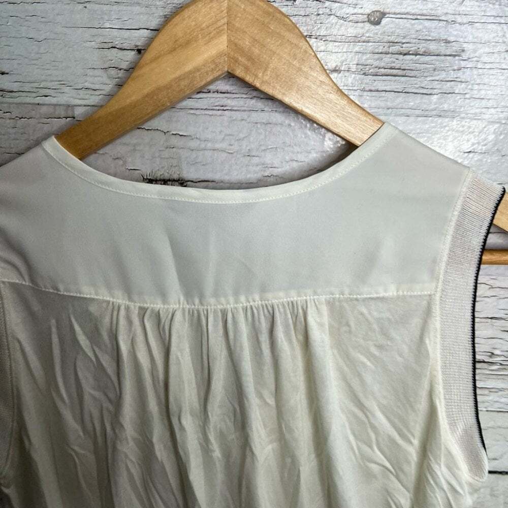 Banana republic cream ivory blouse sleeveless size small top - Picture 7 of 7